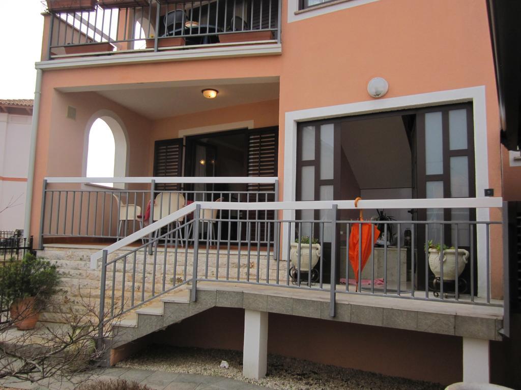 Apartments Mediteraneo Tar-Vabriga المظهر الخارجي الصورة
