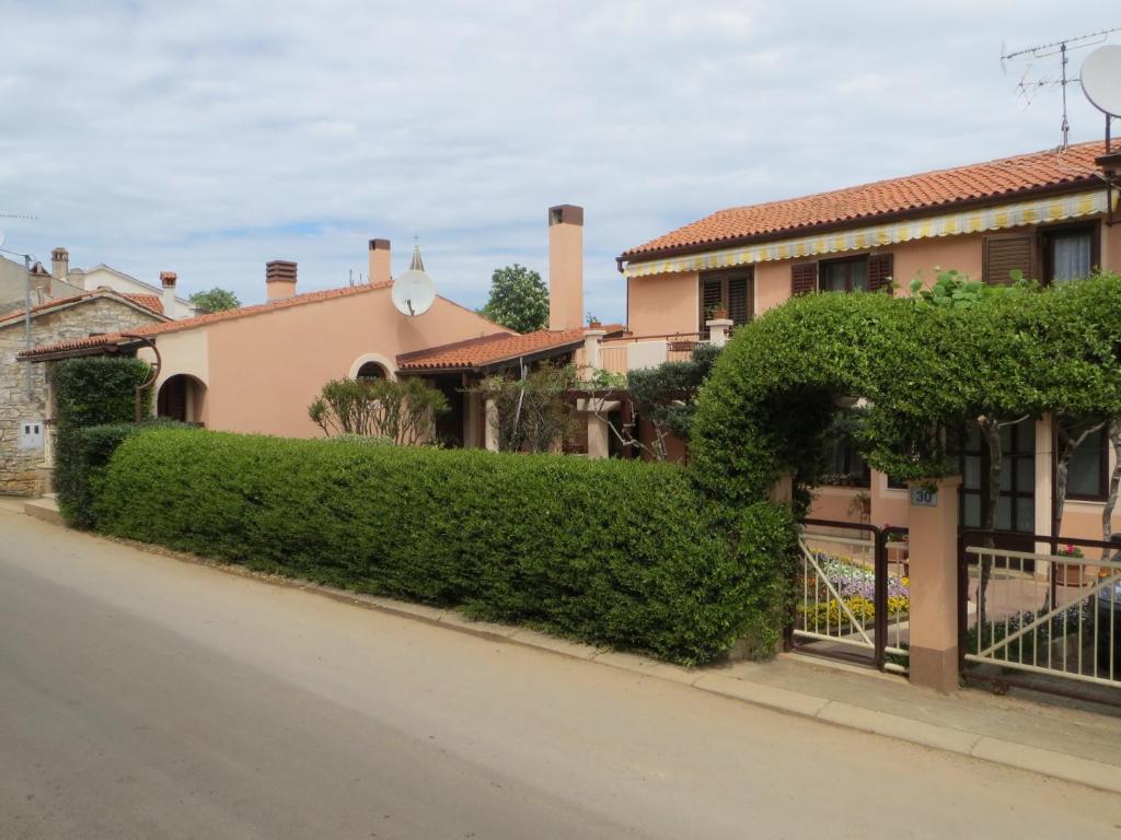 Apartments Mediteraneo Tar-Vabriga المظهر الخارجي الصورة